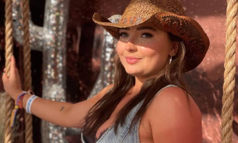 Who Is Shannon Carpenter? Sabrina Carpenter’s Sister, Age, Family, and Facts Shannon Carpenter